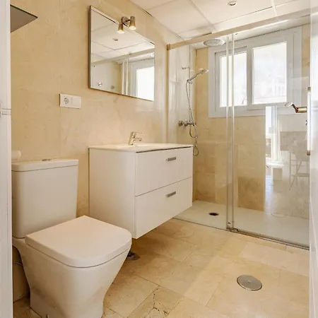 34 Rooftop Sea Views דירה